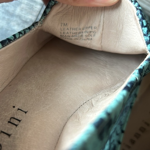 Gianni Bini Snake Print Flats - Picture 3 of 7